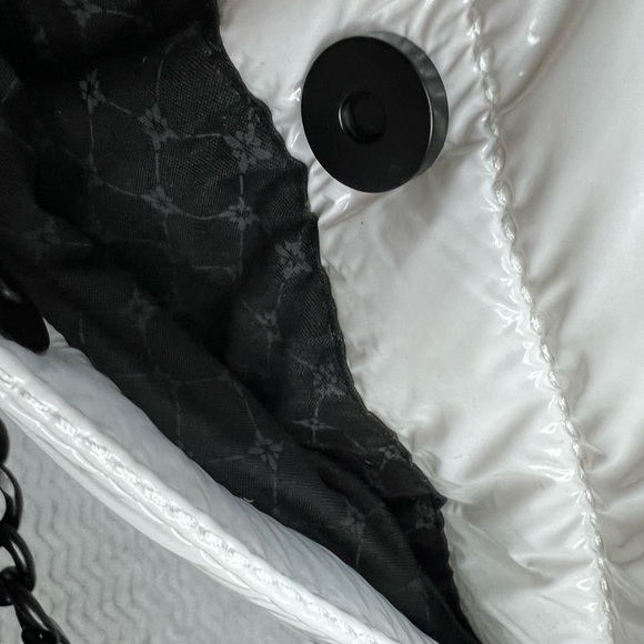 NWT BCBG Two-Way Purse, White - Picture 6 of 7